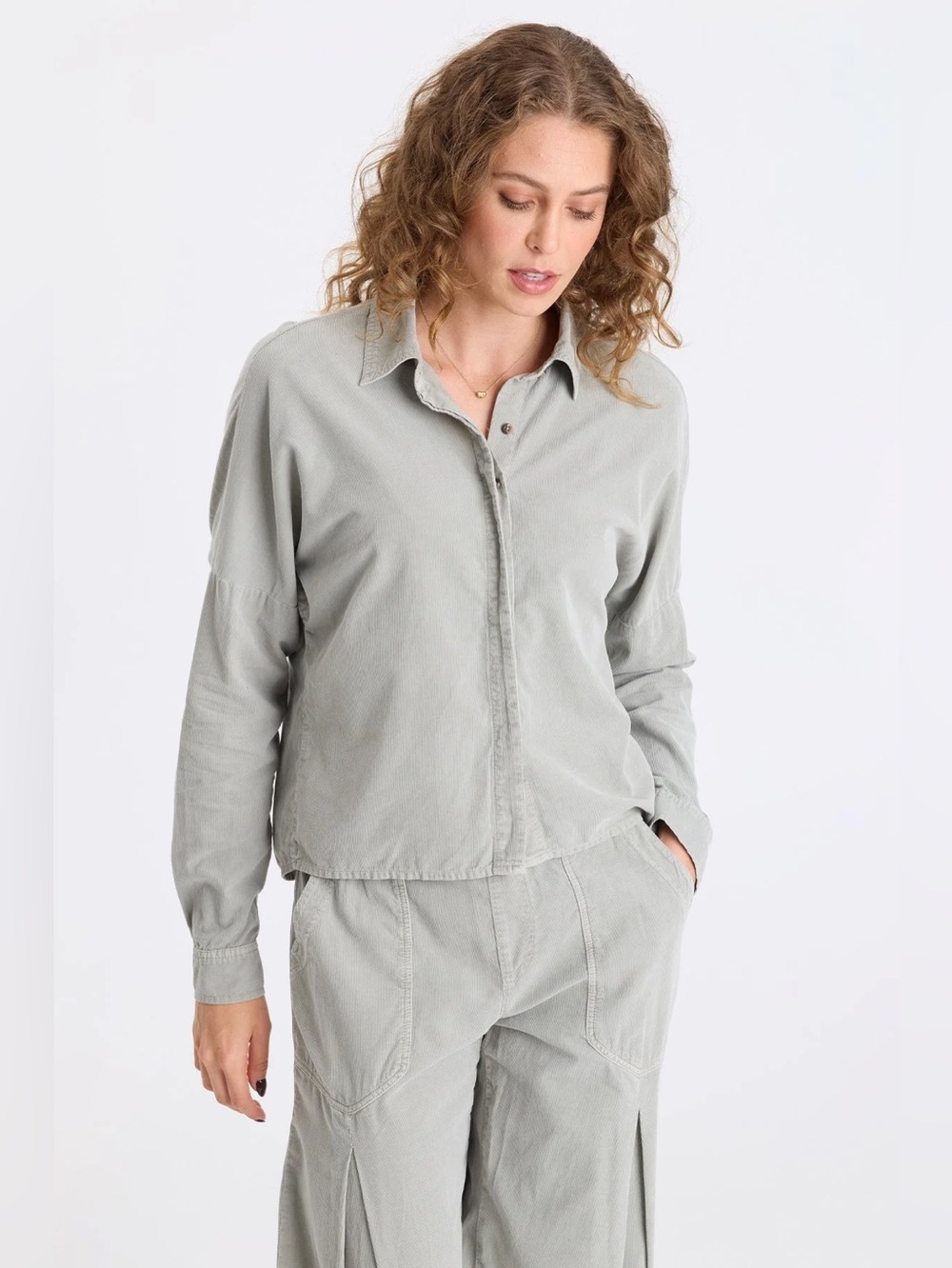 XCVI
KYLE CORDUROY BUTTON-UP